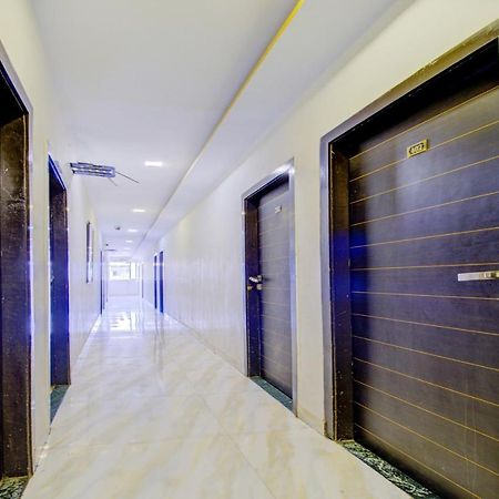 Oyo 76486 Silver Moon Mumbai Ngoại thất bức ảnh