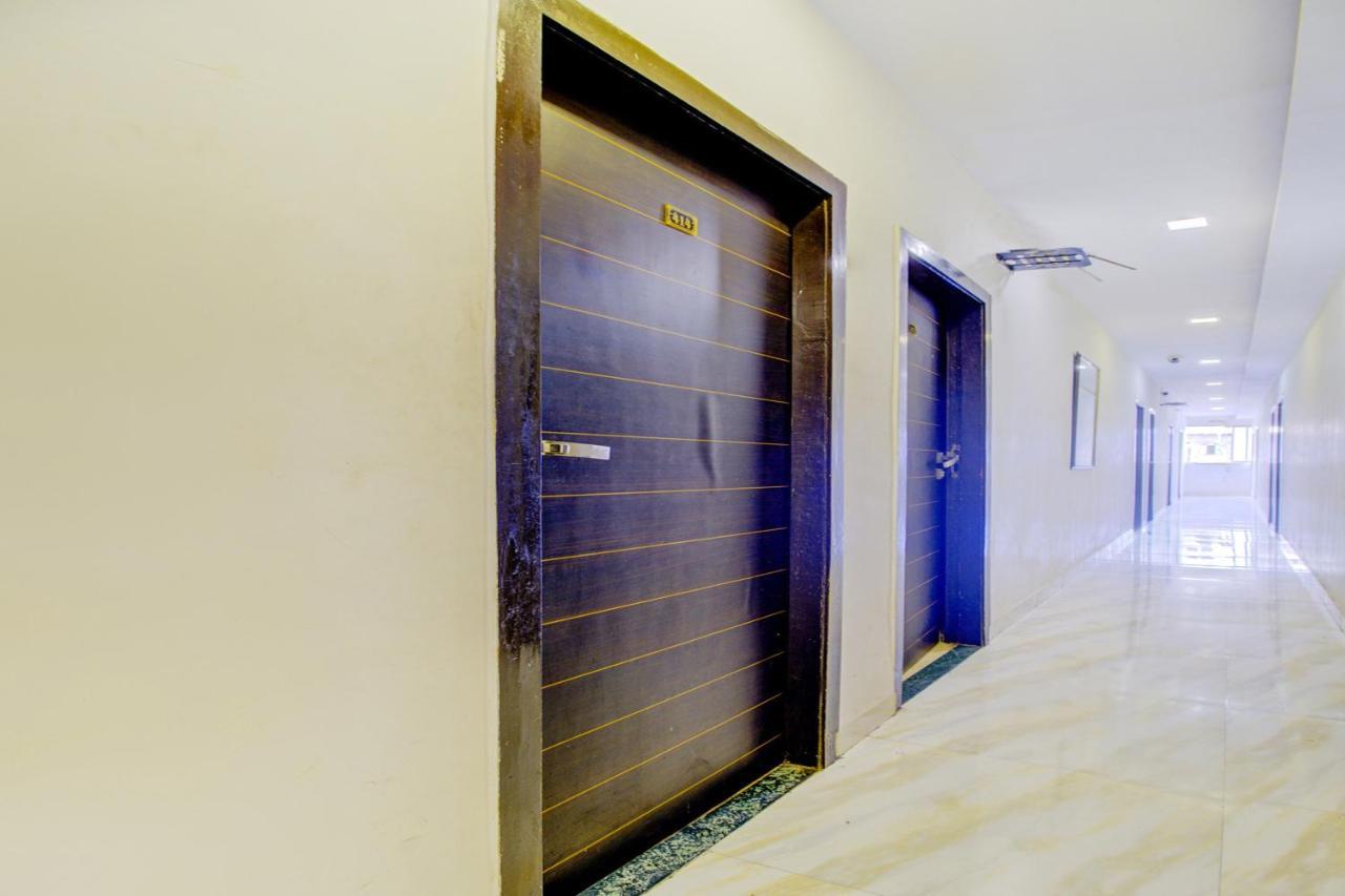 Oyo 76486 Silver Moon Mumbai Ngoại thất bức ảnh