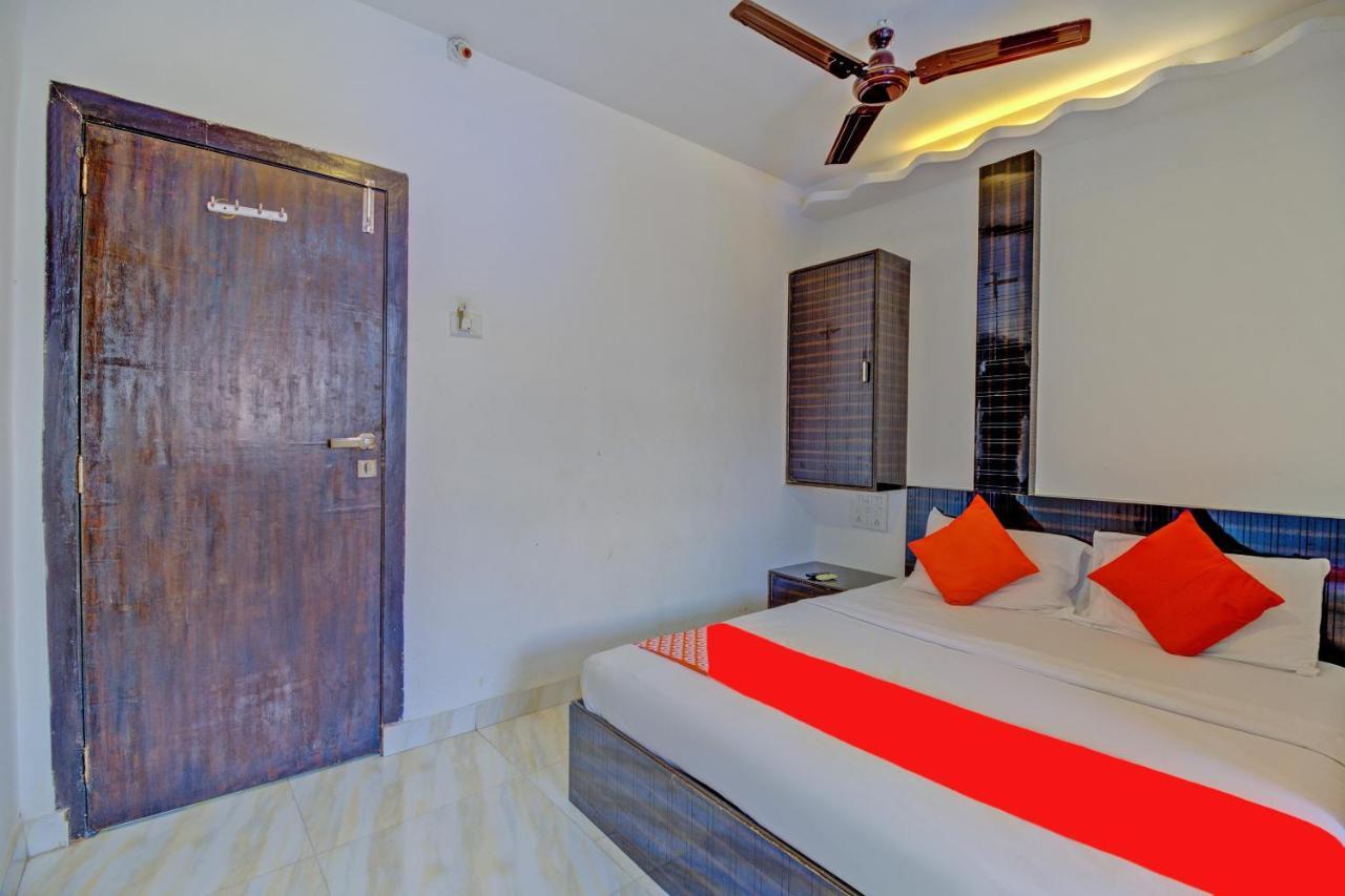 Oyo 76486 Silver Moon Mumbai Ngoại thất bức ảnh