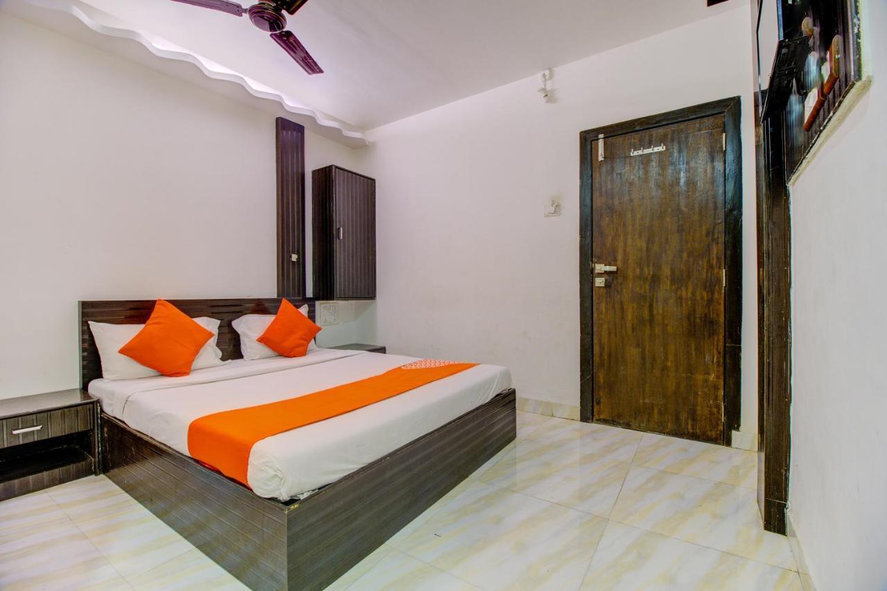 Oyo 76486 Silver Moon Mumbai Ngoại thất bức ảnh
